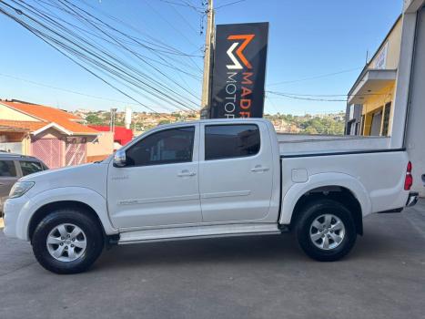 TOYOTA Hilux Caminhonete 2.7 16V 4P SRV FLEX CABINE DUPLA AUTOMTICO, Foto 6