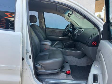 TOYOTA Hilux Caminhonete 2.7 16V 4P SRV FLEX CABINE DUPLA AUTOMTICO, Foto 13