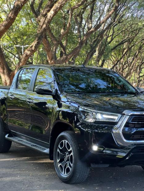 TOYOTA Hilux Caminhonete 2.8 16V SRX 4X4 TURBO DIESEL CABINE DUPLA AUTOMTICO, Foto 2