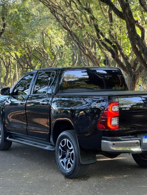 TOYOTA Hilux Caminhonete 2.8 16V SRX 4X4 TURBO DIESEL CABINE DUPLA AUTOMTICO, Foto 8