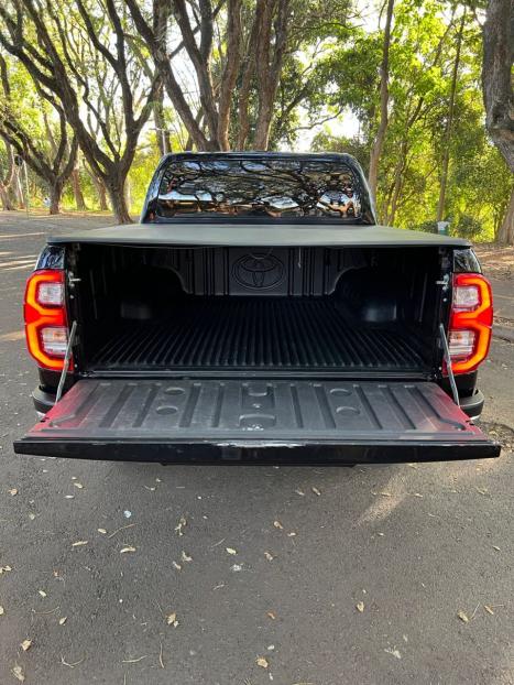 TOYOTA Hilux Caminhonete 2.8 16V SRX 4X4 TURBO DIESEL CABINE DUPLA AUTOMTICO, Foto 10