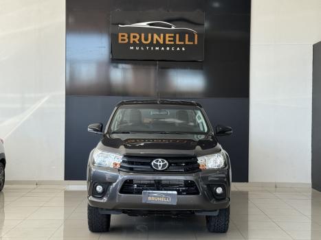 TOYOTA Hilux Caminhonete 2.8 4P 4X4 DIESEL CABINE DUPLA, Foto 2