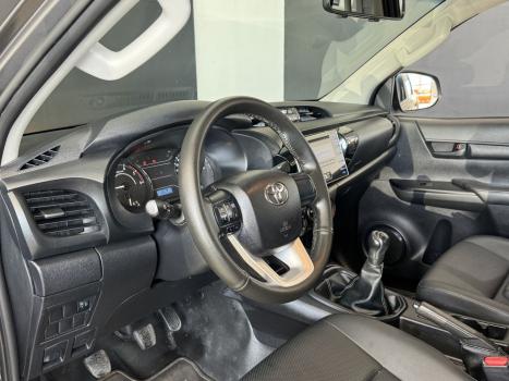 TOYOTA Hilux Caminhonete 2.8 4P 4X4 DIESEL CABINE DUPLA, Foto 10