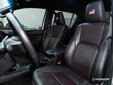 TOYOTA Hilux Caminhonete 4.0 V6 GR SPORT 4X4 CABINE DUPLA AUTOMTICO, Foto 7