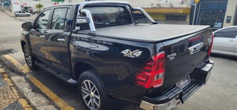 TOYOTA Hilux Caminhonete 2.8 16V SRX 4X4 TURBO DIESEL CABINE DUPLA AUTOMTICO, Foto 3