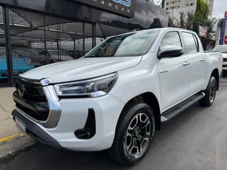TOYOTA Hilux Caminhonete 2.8 16V SRX 4X4 TURBO DIESEL CABINE DUPLA AUTOMTICO, Foto 2