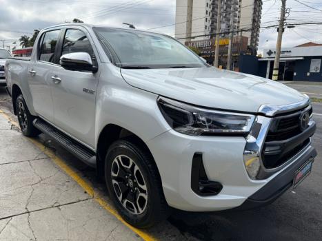 TOYOTA Hilux Caminhonete 2.8 16V SRX 4X4 TURBO DIESEL CABINE DUPLA AUTOMTICO, Foto 4