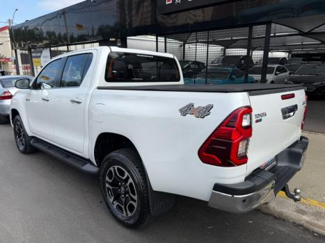 TOYOTA Hilux Caminhonete 2.8 16V SRX 4X4 TURBO DIESEL CABINE DUPLA AUTOMTICO, Foto 5