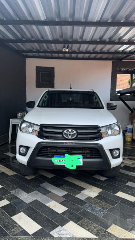 TOYOTA Hilux Caminhonete 2.8 16V 4P SR 4X4 DIESEL CHALLENGE CABINE DUPLA AUTOMTICO, Foto 7