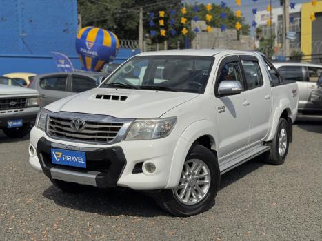 TOYOTA Hilux Caminhonete 3.0 4P 4X4 SRV TURBO DIESEL TOP CABINE DUPLA AUTOMTICO, Foto 2