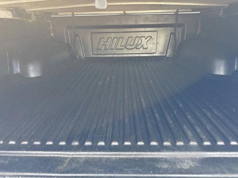 TOYOTA Hilux Caminhonete 3.0 4P 4X4 SRV TURBO DIESEL TOP CABINE DUPLA AUTOMTICO, Foto 17