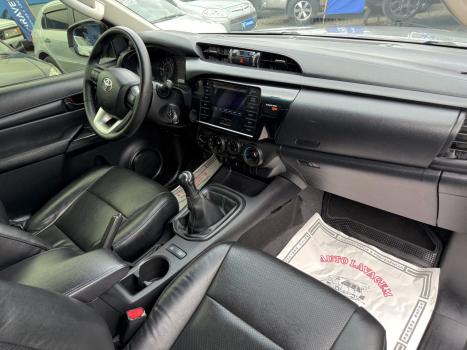 TOYOTA Hilux Caminhonete 2.8 4P 4X4 DIESEL CABINE DUPLA, Foto 5