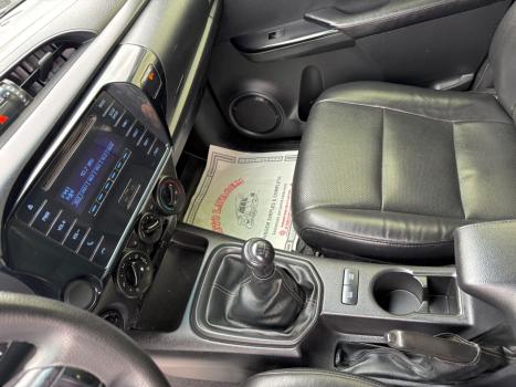 TOYOTA Hilux Caminhonete 2.8 4P 4X4 DIESEL CABINE DUPLA, Foto 12