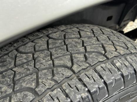TOYOTA Hilux Caminhonete 2.8 4P 4X4 DIESEL CABINE DUPLA, Foto 16