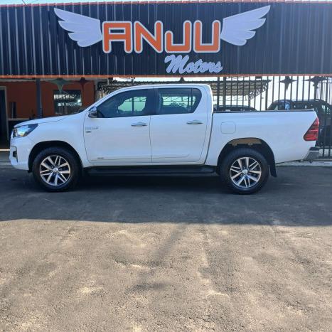 TOYOTA Hilux Caminhonete 2.7 16V 4P SRV FLEX CABINE DUPLA AUTOMTICO, Foto 3