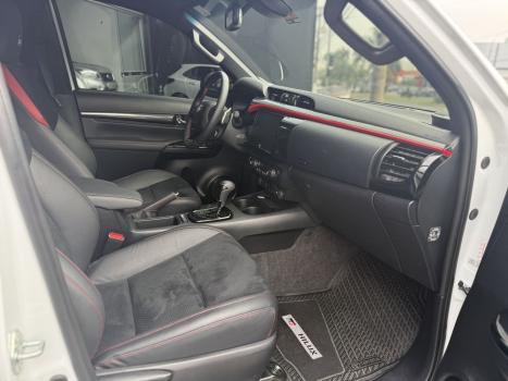 TOYOTA Hilux Caminhonete 2.8 16V GR SPORT 4X4 TURBO DIESEL CABINE DUPLA AUTOMTICO, Foto 3