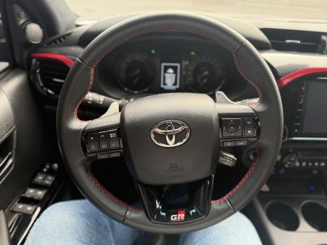 TOYOTA Hilux Caminhonete 2.8 16V GR SPORT 4X4 TURBO DIESEL CABINE DUPLA AUTOMTICO, Foto 18