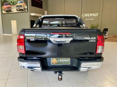 TOYOTA Hilux Caminhonete 2.8 16V SRX 4X4 TURBO DIESEL CABINE DUPLA AUTOMTICO, Foto 4