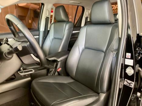 TOYOTA Hilux Caminhonete 2.8 16V SRX 4X4 TURBO DIESEL CABINE DUPLA AUTOMTICO, Foto 8