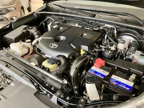 TOYOTA Hilux Caminhonete 2.8 16V SRX 4X4 TURBO DIESEL CABINE DUPLA AUTOMTICO, Foto 32