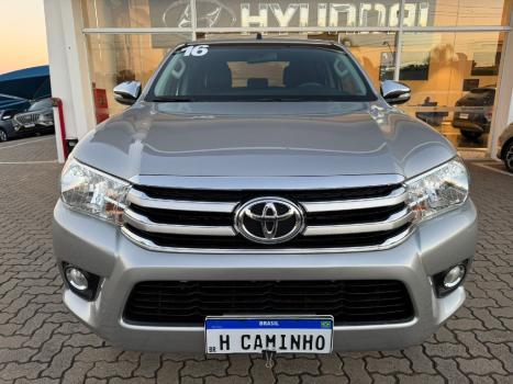 TOYOTA Hilux Caminhonete 2.8 16V SRV 4X4 DIESEL CABINE DUPLA AUTOMTICO, Foto 2