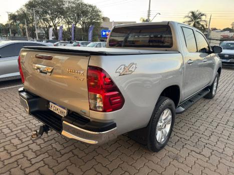 TOYOTA Hilux Caminhonete 2.8 16V SRV 4X4 DIESEL CABINE DUPLA AUTOMTICO, Foto 5