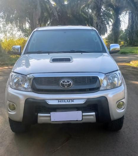 TOYOTA Hilux Caminhonete 3.0 16V 4P 4X4 SRV TURBO DIESEL CABINE DUPLA AUTOMTICO, Foto 2
