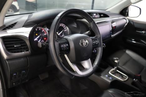 TOYOTA Hilux Caminhonete 2.8 16V SRV 4X4 DIESEL CABINE DUPLA AUTOMTICO, Foto 4