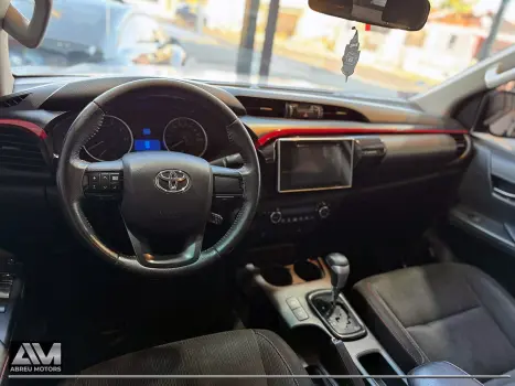TOYOTA Hilux Caminhonete 2.8 16V 4P SR 4X4 DIESEL CHALLENGE CABINE DUPLA AUTOMTICO, Foto 10