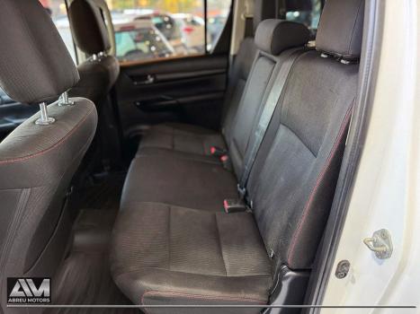 TOYOTA Hilux Caminhonete 2.8 16V 4P SR 4X4 DIESEL CHALLENGE CABINE DUPLA AUTOMTICO, Foto 11