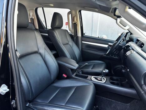 TOYOTA Hilux Caminhonete 2.8 16V SRV 4X4 DIESEL CABINE DUPLA AUTOMTICO, Foto 14