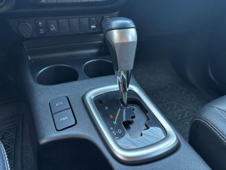 TOYOTA Hilux Caminhonete 2.8 16V SRV 4X4 DIESEL CABINE DUPLA AUTOMTICO, Foto 18