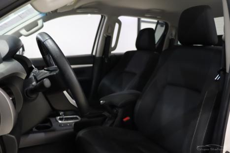 TOYOTA Hilux Caminhonete 2.8 16V 4P SR 4X4 DIESEL CABINE DUPLA AUTOMTICO, Foto 7