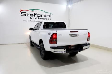 TOYOTA Hilux Caminhonete 2.8 16V 4P SR 4X4 DIESEL CABINE DUPLA AUTOMTICO, Foto 13