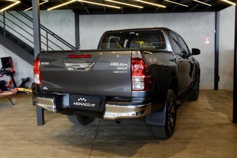 TOYOTA Hilux Caminhonete 2.8 16V SRX 50 ANOS 4X4 TURBO DIESEL CABINE DUPLA AUTOMTICO, Foto 4