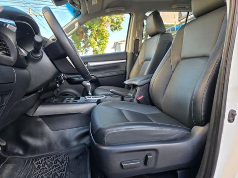 TOYOTA Hilux Caminhonete 2.8 16V SRX 4X4 TURBO DIESEL CABINE DUPLA AUTOMTICO, Foto 8