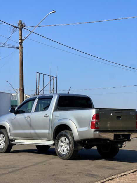 TOYOTA Hilux Caminhonete 2.7 16V 4P SRV FLEX CABINE DUPLA AUTOMTICO, Foto 5