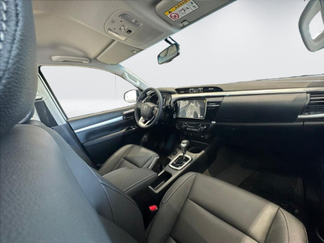 TOYOTA Hilux Caminhonete 2.8 16V SRV 4X4 DIESEL CABINE DUPLA AUTOMTICO, Foto 7