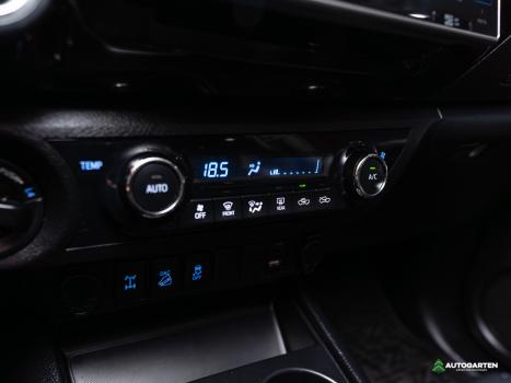 TOYOTA Hilux Caminhonete 2.8 16V SRX 4X4 TURBO DIESEL CABINE DUPLA AUTOMTICO, Foto 14