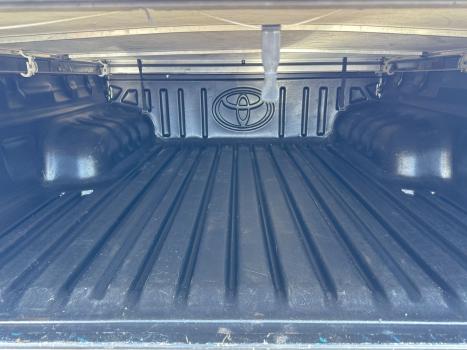 TOYOTA Hilux Caminhonete 3.0 4P 4X4 SRV TURBO DIESEL TOP CABINE DUPLA AUTOMTICO, Foto 16