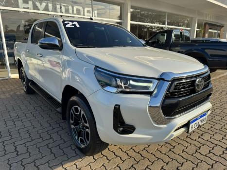 TOYOTA Hilux Caminhonete 2.8 16V SRX 4X4 DIESEL CABINE DUPLA AUTOMTICO, Foto 3