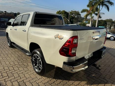 TOYOTA Hilux Caminhonete 2.8 16V SRX 4X4 DIESEL CABINE DUPLA AUTOMTICO, Foto 7