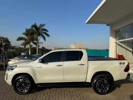 TOYOTA Hilux Caminhonete 2.8 16V SRX 4X4 DIESEL CABINE DUPLA AUTOMTICO, Foto 8