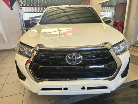 TOYOTA Hilux Caminhonete 2.8 16V SRV 4X4 DIESEL CABINE DUPLA AUTOMTICO, Foto 2