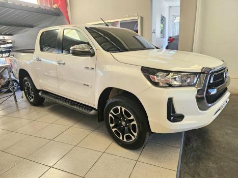 TOYOTA Hilux Caminhonete 2.8 16V SRV 4X4 DIESEL CABINE DUPLA AUTOMTICO, Foto 3