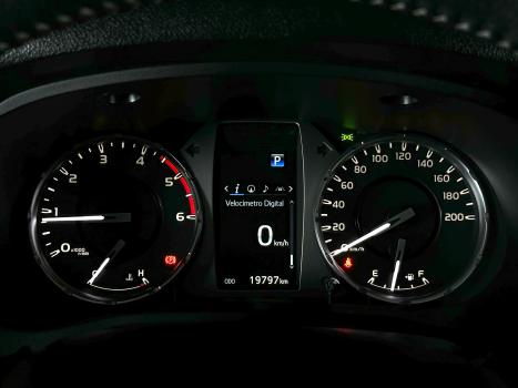 TOYOTA Hilux Caminhonete 2.8 16V 4P SRX DIESEL CABINE DUPLA, Foto 6