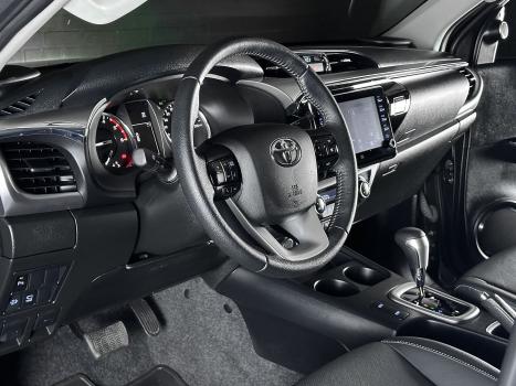 TOYOTA Hilux Caminhonete 2.8 16V 4P SRX DIESEL CABINE DUPLA, Foto 12