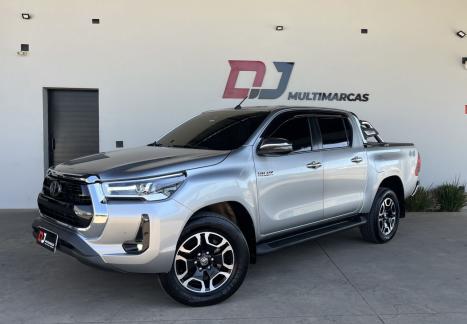 TOYOTA Hilux Caminhonete 2.8 16V SRX 4X4 TURBO DIESEL CABINE DUPLA AUTOMTICO, Foto 1