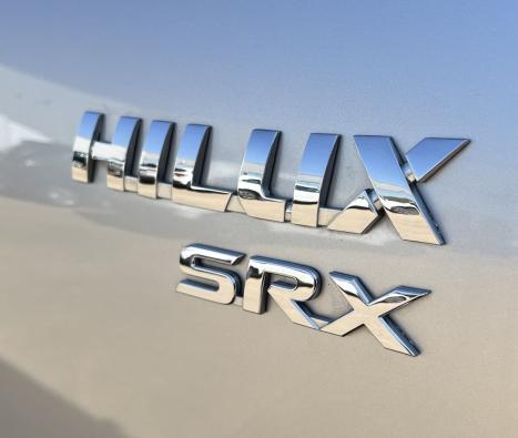 TOYOTA Hilux Caminhonete 2.8 16V SRX 4X4 TURBO DIESEL CABINE DUPLA AUTOMTICO, Foto 8