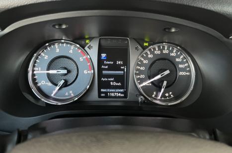 TOYOTA Hilux Caminhonete 2.8 16V SRX 4X4 TURBO DIESEL CABINE DUPLA AUTOMTICO, Foto 9